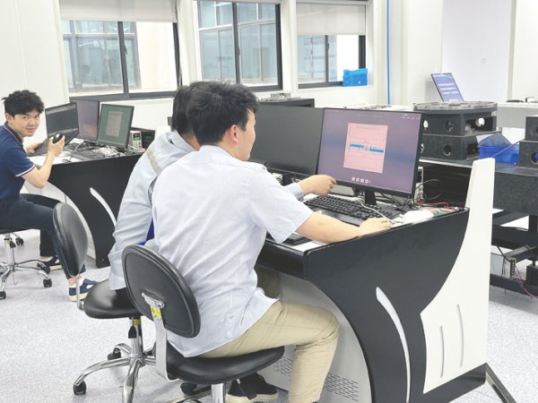 恒财网 “先投后股”、革新奖补方式……财政资金真金白银助力 科技成果从实验室到生产线突围